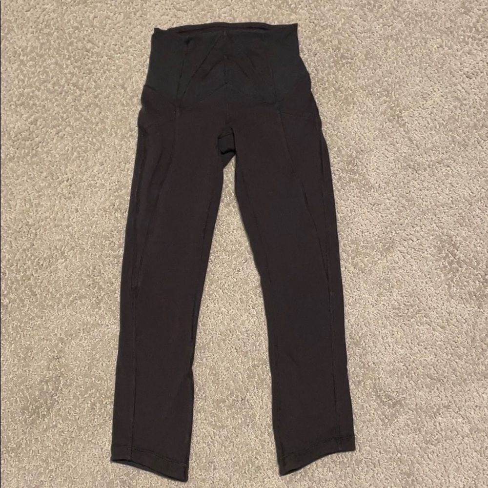 Lululemon crops (2)